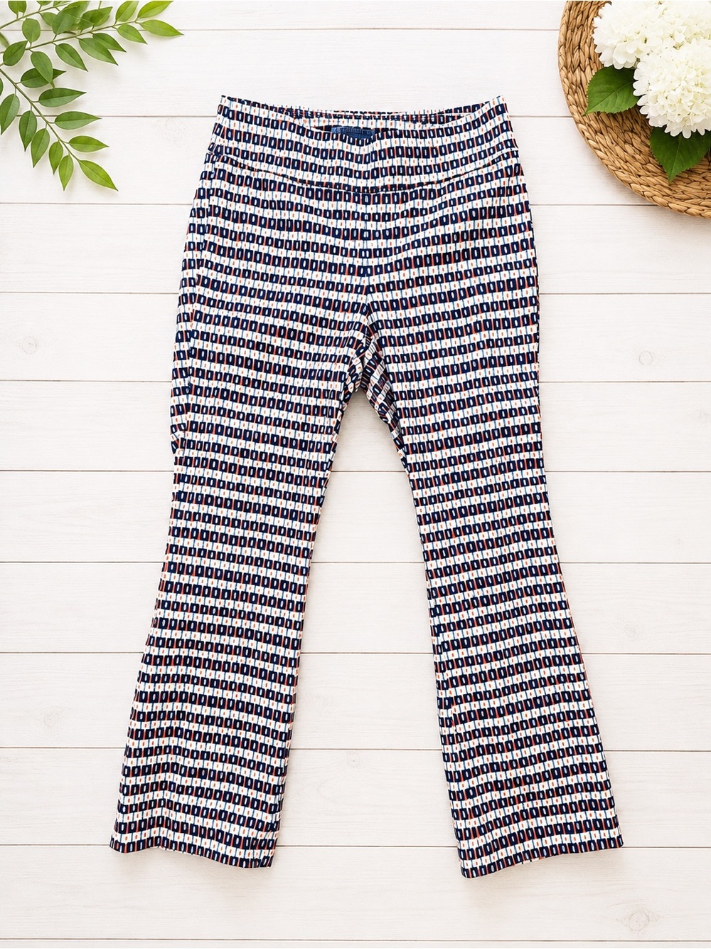 J.McLaughlin Women’s Stretch Capri Trousers Geometric Print Size 2